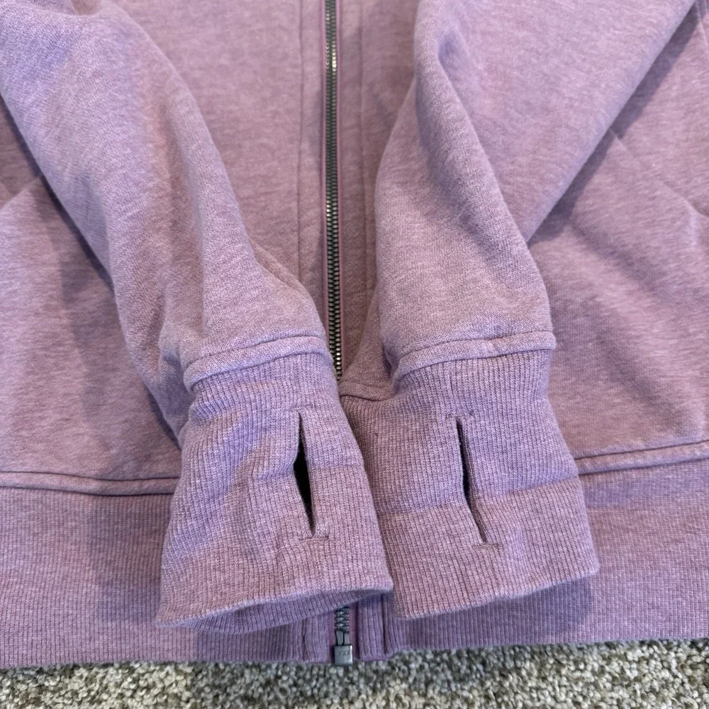 lululemon athletica nice sweatshirt